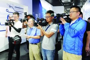 1+13省市党报全媒体环省行 苏北采访组给绿色宿迁、文明宿迁点赞