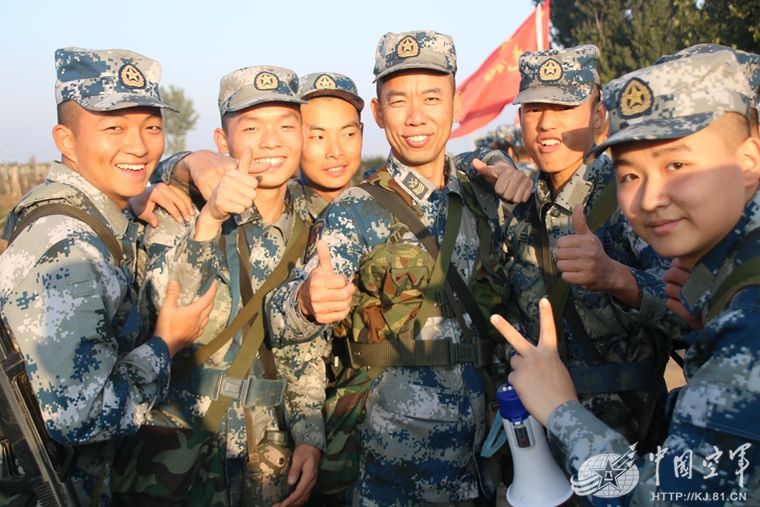 杜洪强:当好士官代言人