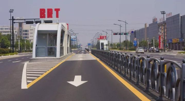 下月起,盐城市区 BRT车道就不让走了,为啥?听