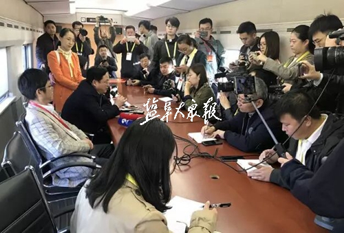 1小时16分钟跑完!连盐铁路拉通试验 记者带您