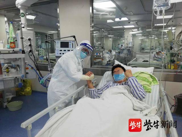 黄石重症病房里的"生死时速"死死守住病人,会有惊喜"