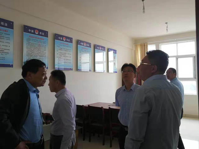 东台市委常委,政法委书记许峰到溱东等镇司法所调研工作