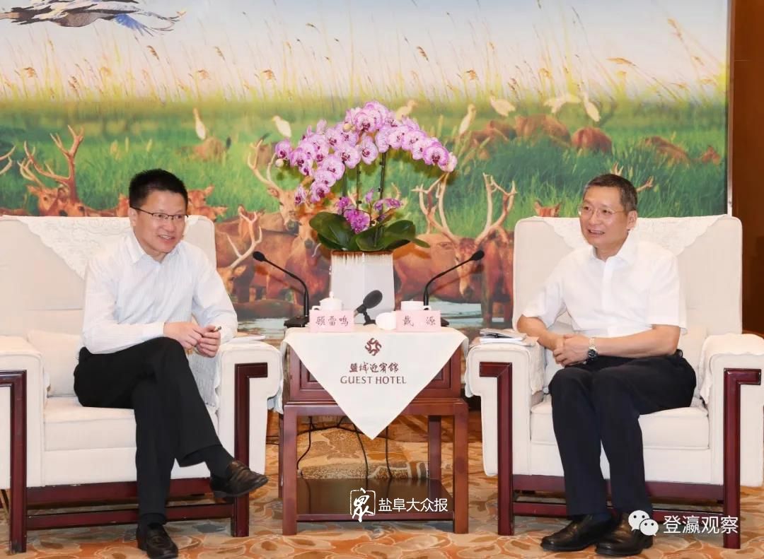 新华报业传媒集团全媒体行动走进盐城 戴源接受专访 崔浩参加